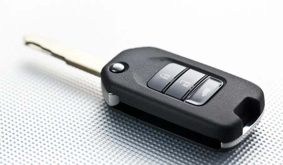 Auto locksmith car key